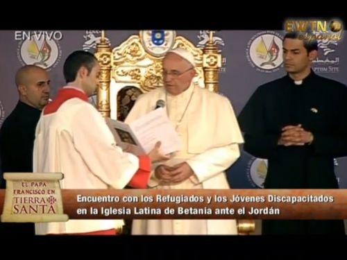 Papa Francisco: el rostro de Jesús en los refugiados y discapacitados