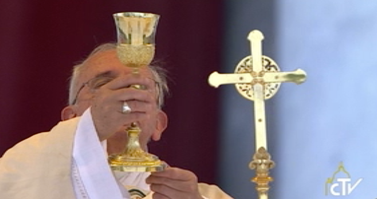 CORPUS CHRISTI: VIVIR LA EXPERIENCIA DE LA FE ES DEJARSE NUTRIR POR EL SEÑOR