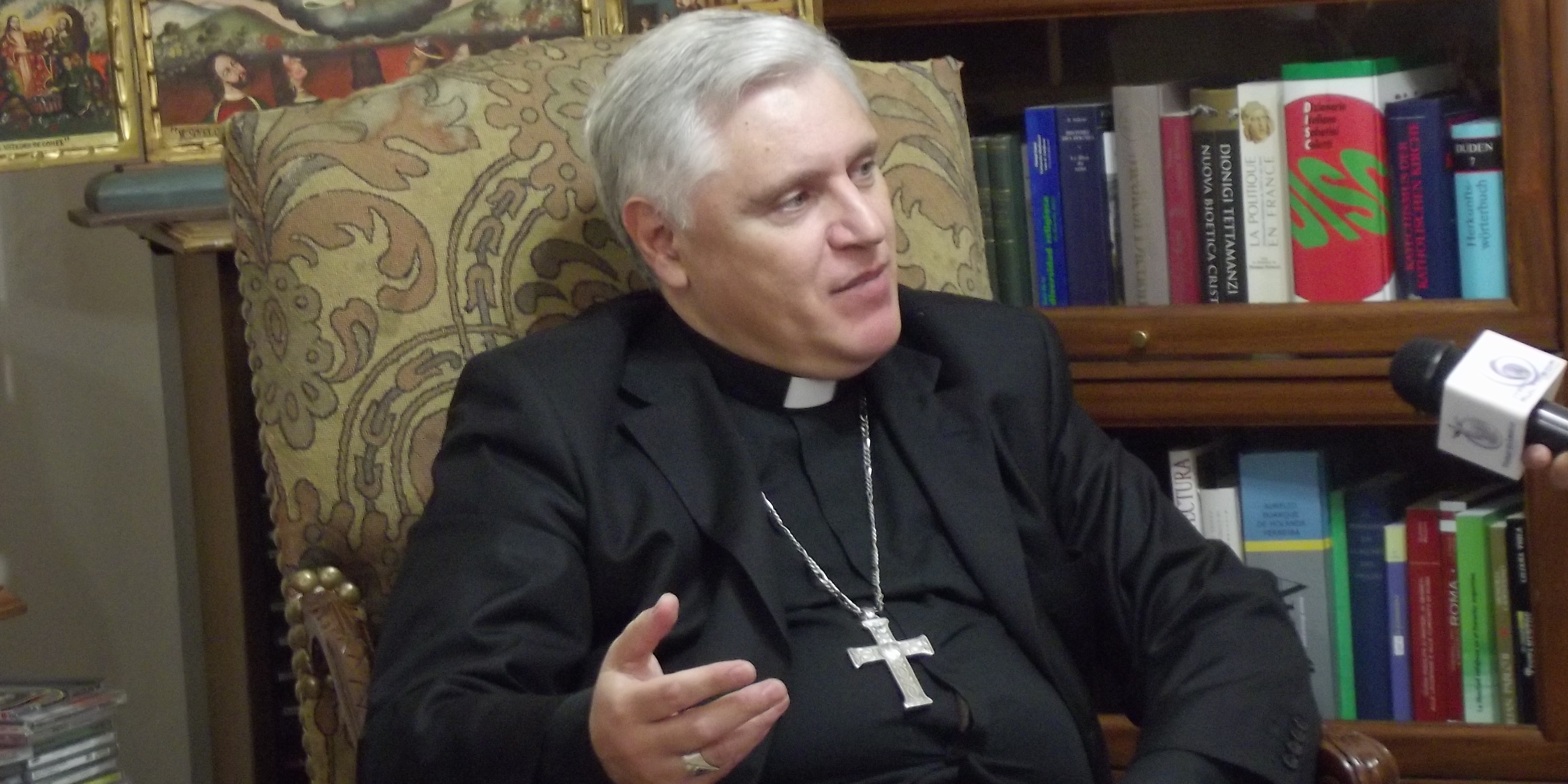 Entrevistas  y videos acerca de la Catedral Santa Florentina