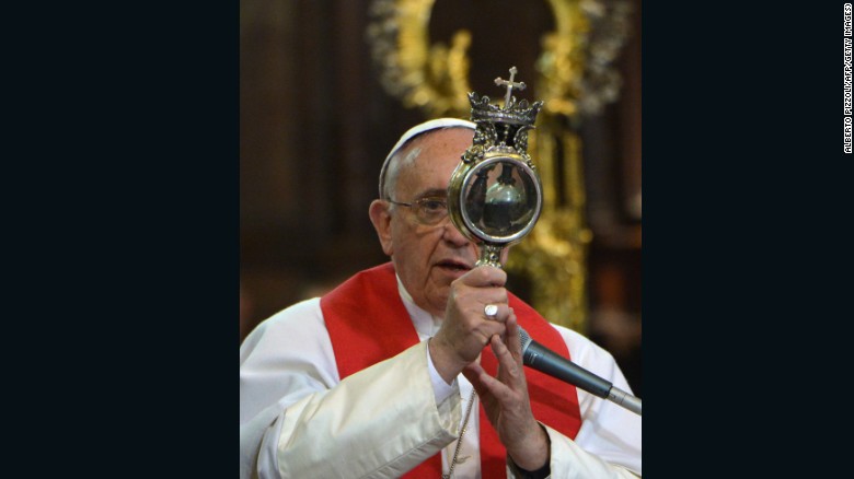 El Papa Francisco y la sangre de San Genaro