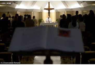 “La Iglesia es Madre, no una asociación rígida” – Francisco