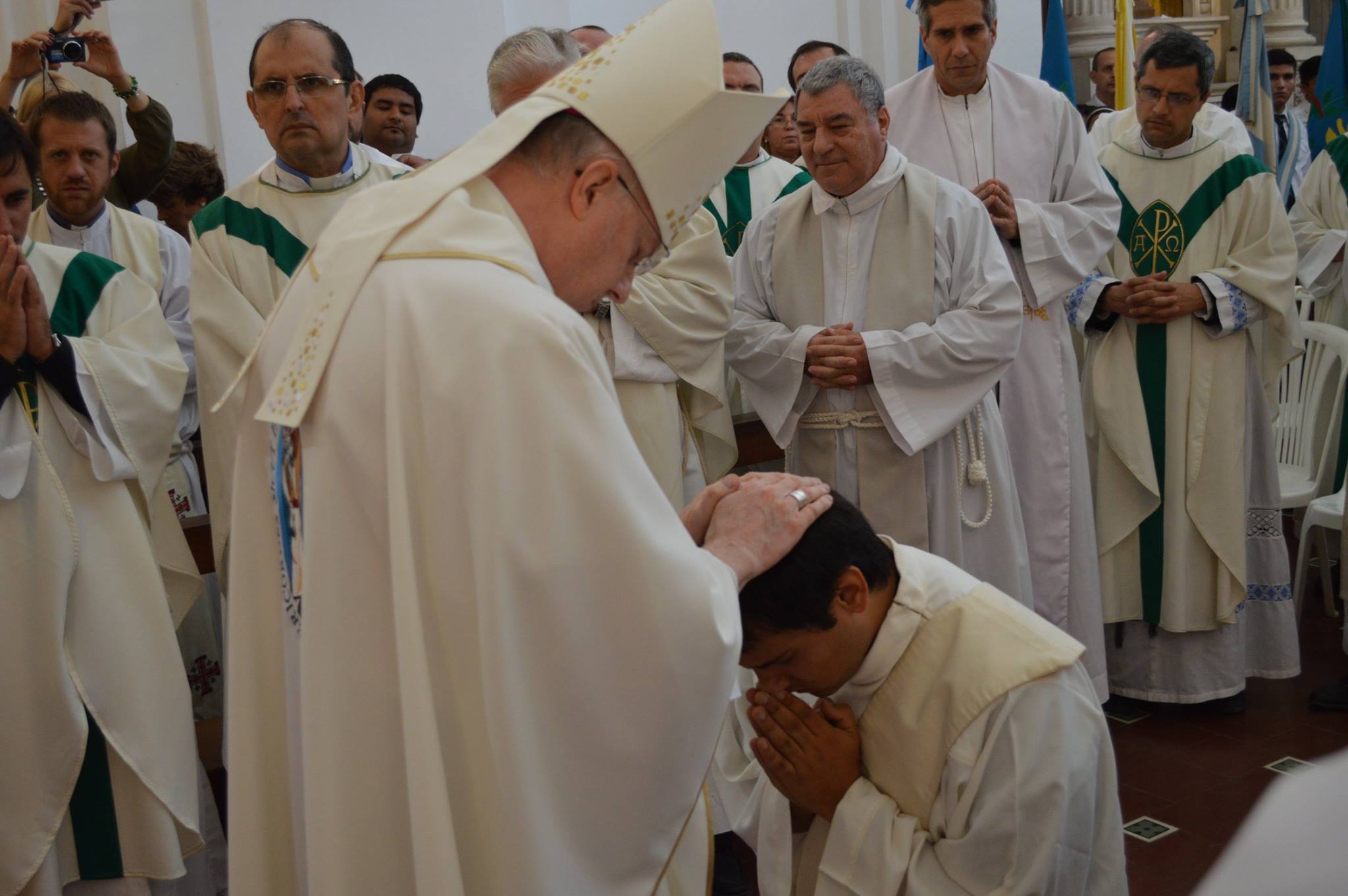 “Ordenación Sacerdotal de Jerónimo Martinez ”