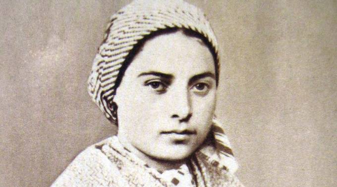 16 de abril: Santa Bernardette – Vidente de la Virgen de Lourdes