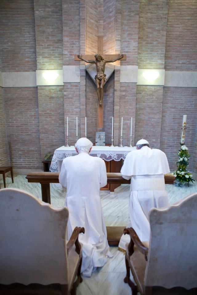 Hoy es el cumpleaños de Benedicto XVI: recemos por él y demos gracias a Dios por haberlo donado a la Iglesia y al mundo