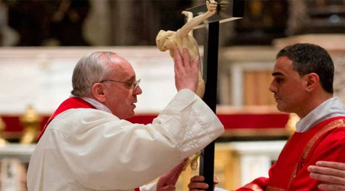Intenciones de oración del Papa Francisco para los 12 meses de 2017